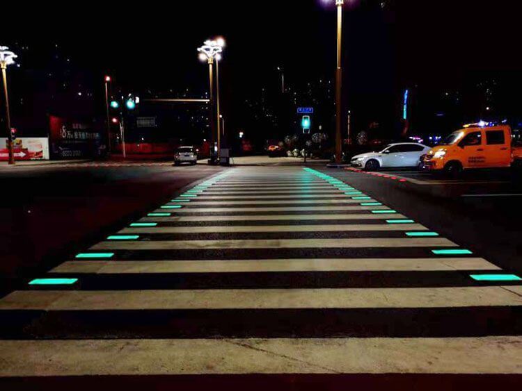 子程自主研發(fā)設(shè)計(jì)-智慧斑馬線產(chǎn)品 子程自主研發(fā)設(shè)計(jì)-智慧斑馬線產(chǎn)品